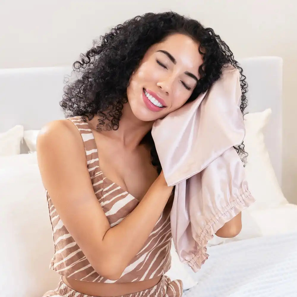 Blissy Cascade Bonnet - Pink