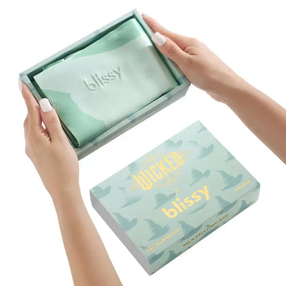 Pillowcase - Wicked - Positively Green - Queen